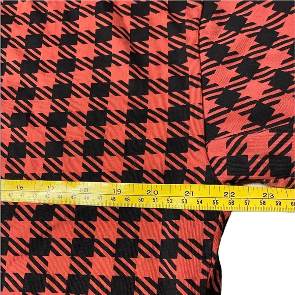 Adidas Red/Black Checked Crop T-Shirt Sz L - Picture 9 of 9